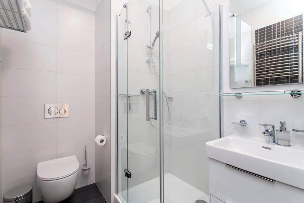 Friendly Private Room In The Sharing Flat Praga Exterior foto